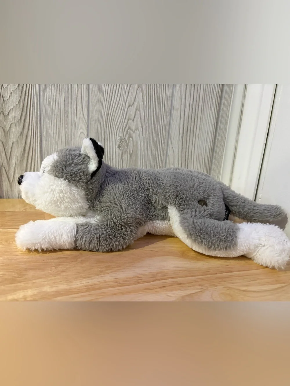 FAO Schwarz Gray White Husky Wolf Plush Stuffed Animal Soft Toy